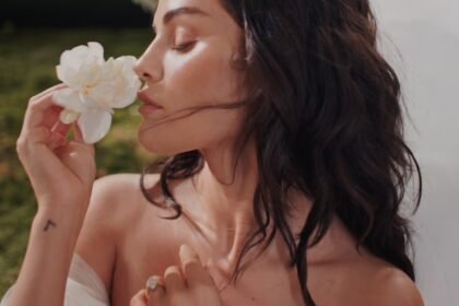 FRED & FARID Paris signe la campagne du parfum de Rare Beauty