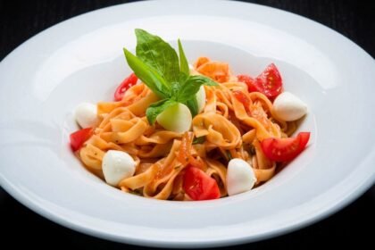 Cette salade de pâtes italienne se prépare en 20 minutes