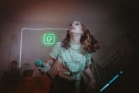 Angèle dévoile « une seule vie », nouveau single avant l'album instinct Angèle dévoile « Une seule vie », nouveau single avant l'album Instinct