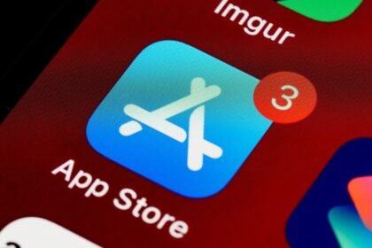Apple réduit sa commission app store à 15 % pour les liens externes Apple réduit sa commission App Store à 15 % pour les liens externes