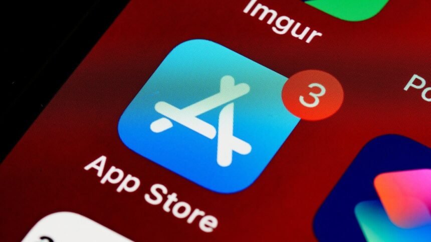 Apple réduit sa commission App Store à 15 % pour les liens externes