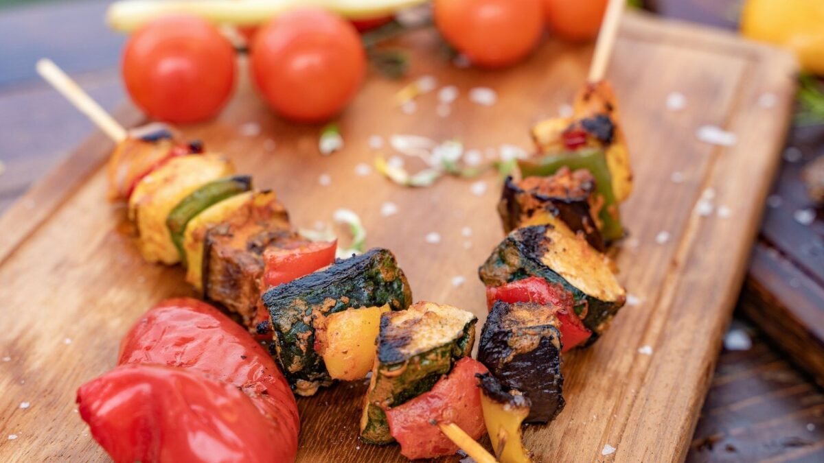 Ces brochettes de légumes grillés se préparent en 30 minutes