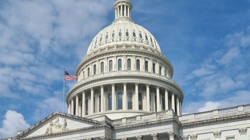 Washington : un californien arrêté avec une guillotine géante dans son pickup Washington : un Californien arrêté avec une guillotine géante dans son pickup