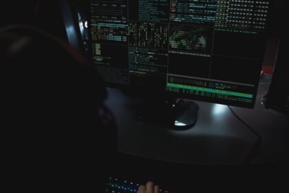Cursor : des pirates russophones détournent l&rsquo;IA de SpaceX pour pirater 7 entreprises