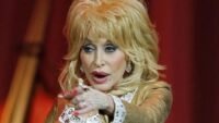 Dolly parton est morte à 80 ans, annonce sa famille arnaques, chaîne , lrsquoenquête, choc, complément