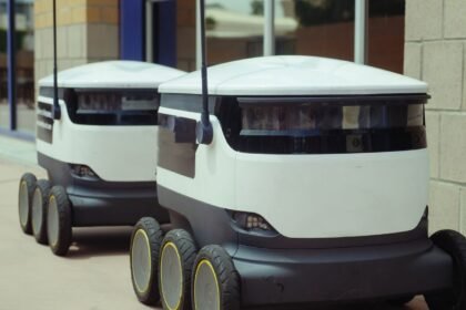 Robots de livraison autonomes : la france ouvre officiellement la voie à leur homologation Robots de livraison autonomes : la France ouvre officiellement la voie à leur homologation