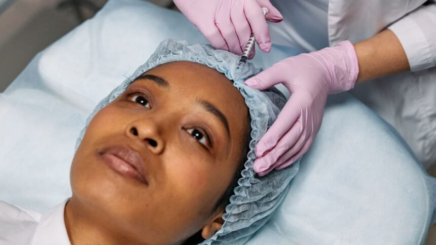 Injections esthétiques illégales : 5 000 médecins alertent la ministre après deux décès Injections esthétiques illégales : 5 000 médecins alertent la ministre après deux décès