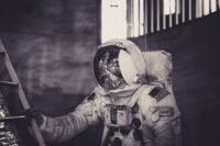 Sophie adenot : première française à sortir dans l'espace le 18 août jo, paris, 2024, pauline, ferrandprévot