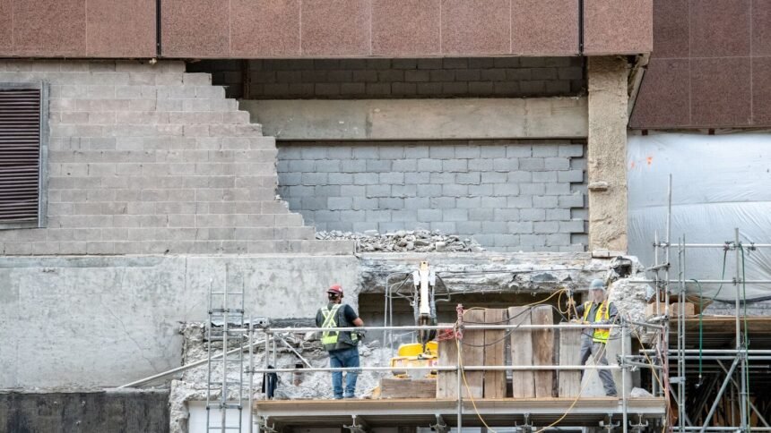 Doubs : un ouvrier tue sur un chantier de demolition d'une terrasse illegale Doubs : un ouvrier tue sur un chantier de demolition d’une terrasse illegale