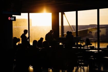 Grève easyjet : plus de 100 vols annulés ce dimanche dans six aéroports français Grève EasyJet : plus de 100 vols annulés ce dimanche dans six aéroports français