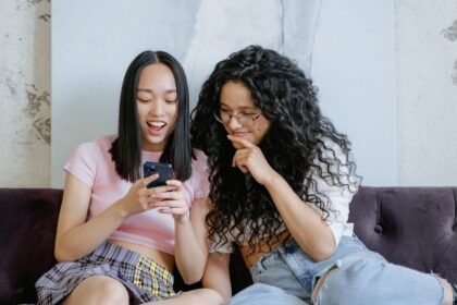 Réseaux sociaux : attal réclame un référendum pour protéger les moins de 15 ans Réseaux sociaux : Attal réclame un référendum pour protéger les moins de 15 ans
