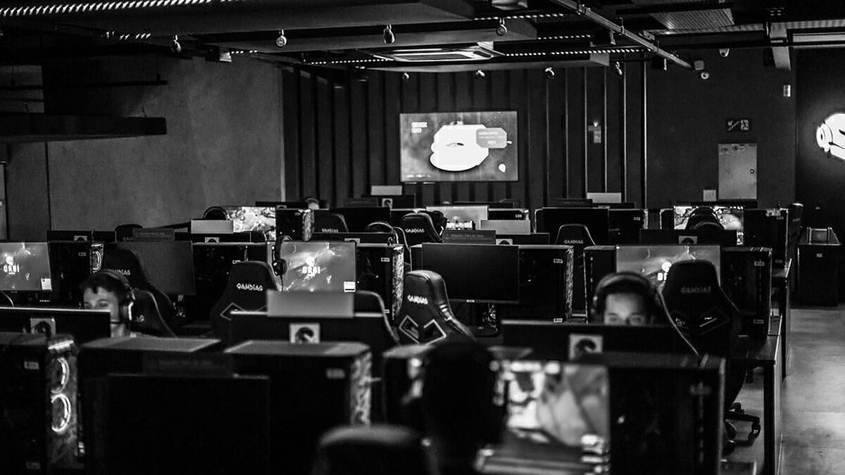 EWC 2026 : Spirit et FUT Esports en grande finale CS2 ce dimanche à l’Accor Arena de Paris