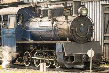Sncf : un incendie perturbe le trafic ferroviaire entre tours et paris ce dimanche SNCF : un incendie perturbe le trafic ferroviaire entre Tours et Paris ce dimanche