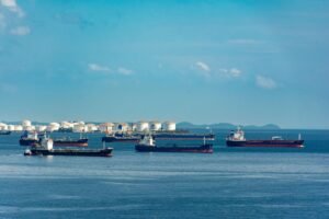 Guerre au moyen-orient : un pétrolier frappé au détroit d'ormuz, le trafic maritime s'effondre XV de France Australie Nations Championship