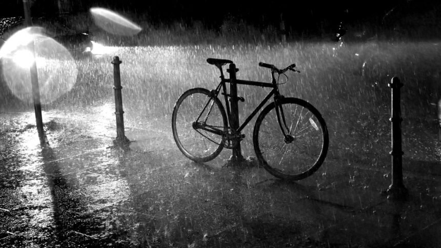 Vuelta 2026 : la 3e étape annulée par un violent orage de grêle dans les pyrénées Vuelta 2026 : la 3e étape annulée par un violent orage de grêle dans les Pyrénées