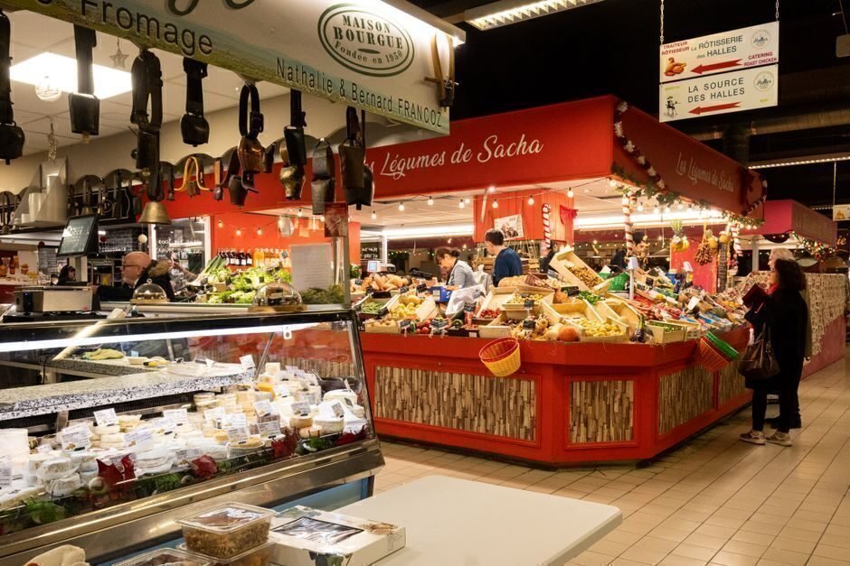 Sécheresse : le gouvernement assouplit les règles aop pour comté, beaufort et abondance Laurent Ruquier quitte T18