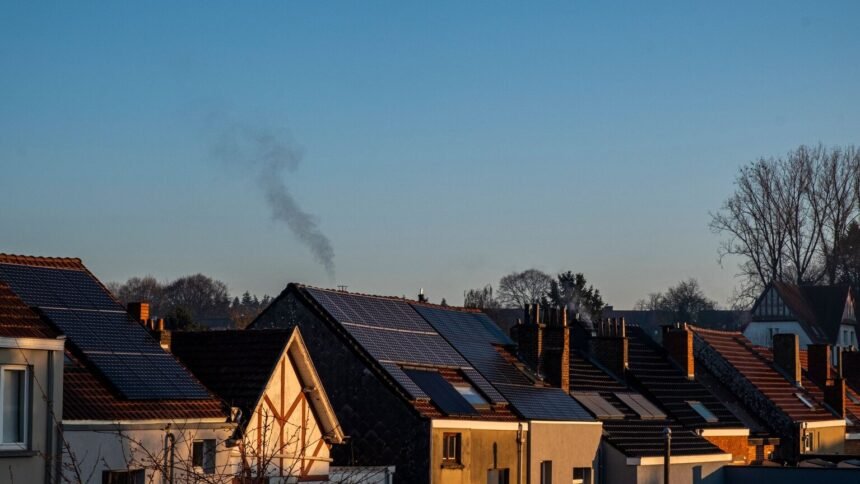 Dpe : un nouveau décret abaisse le coefficient électrique, des centaines de milliers de logements pourraient changer de classe DPE : un nouveau décret abaisse le coefficient électrique, des centaines de milliers de logements pourraient changer de classe
