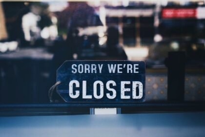 33 000 patrons ont perdu leur emploi en France au premier semestre