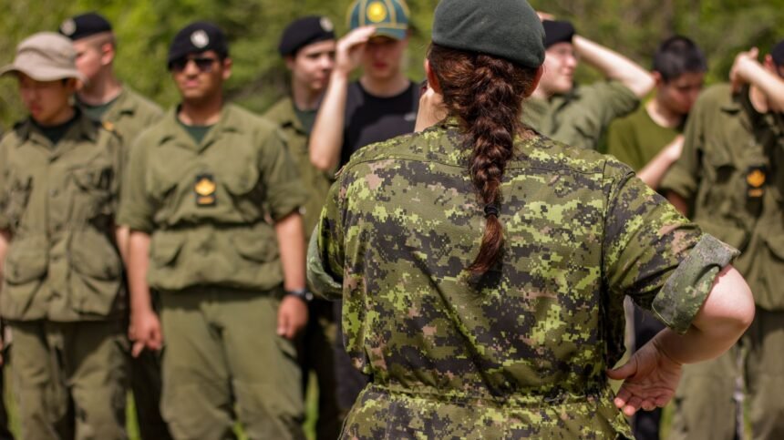 Service national : 3 000 jeunes volontaires entament leur premier engagement militaire service national volontaire 2026