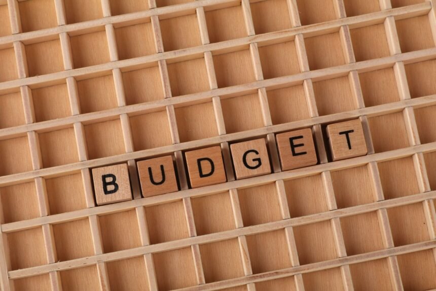 Budget 2027 : le gouvernement lecornu cible les retraites et la santé pour réduire le déficit budget 2027 Lecornu