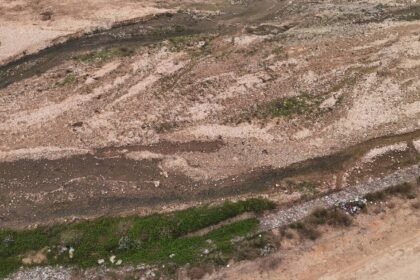 Sécheresse historique : les rivières françaises n'ont jamais été aussi basses en ce début d'août Sécheresse historique : les rivières françaises n’ont jamais été aussi basses en ce début d’août