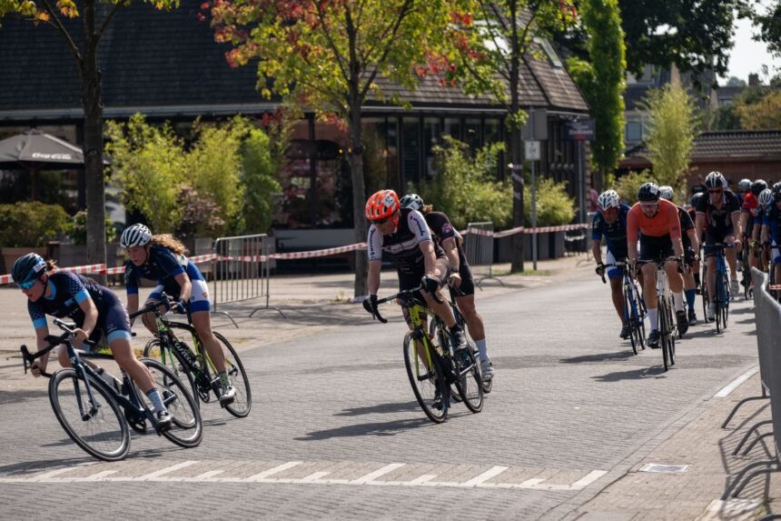 Tour de france femmes : lorena wiebes s'impose au sprint lors du grand départ de lausanne Tour de France Femmes 2026