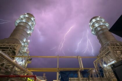 Texas : amazon bâtit une centrale à gaz de 7,65 gw pour ses data centers ia Texas : Amazon bâtit une centrale à gaz de 7,65 GW pour ses data centers IA
