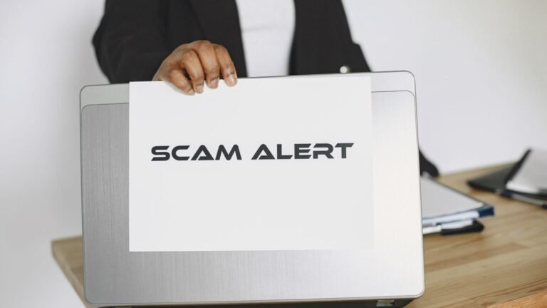 Arnaque Cellcast : un email piégé cible les ex-clients Free et Bouygues