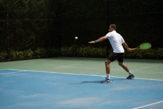 Arthur Fils remporte le Masters 1000 de Cincinnati face à Tiafoe