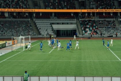 Supercoupe d'europe : brian madjo, 17 ans, bat le record de kluivert Supercoupe d’Europe : Brian Madjo, 17 ans, bat le record de Kluivert