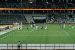 Supercoupe d'Europe : Brian Madjo, 17 ans, bat le record de Kluivert