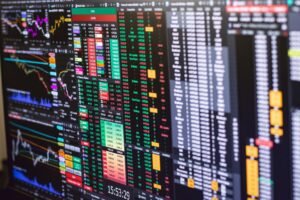 Bourse : le cac 40 gagne 0,98 %, francfort bat un record malgré la fed Bourse : le CAC 40 gagne 0,98 %, Francfort bat un record malgré la Fed