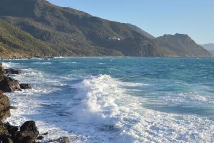 Canicule en Corse : jusqu&rsquo;à 42 °C attendus ce jeudi, vigilance orange