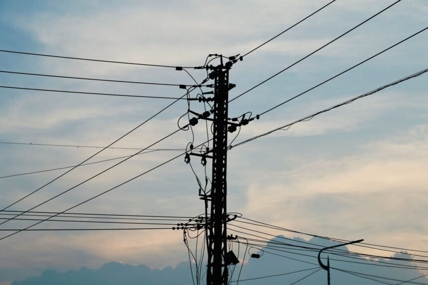 Canicule : le prix de l'électricité grimpe à 143 euros le mwh ce jeudi Canicule : le prix de l'électricité grimpe à 143 euros le MWh ce jeudi