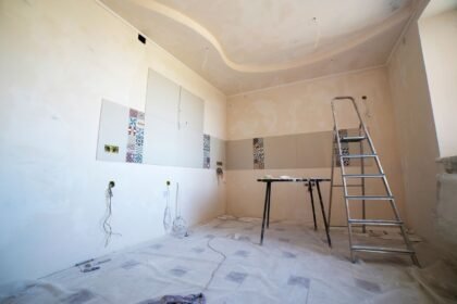 Chantiers inachevés : quand la faillite de l'artisan piège les particuliers Chantiers inachevés : quand la faillite de l'artisan piège les particuliers