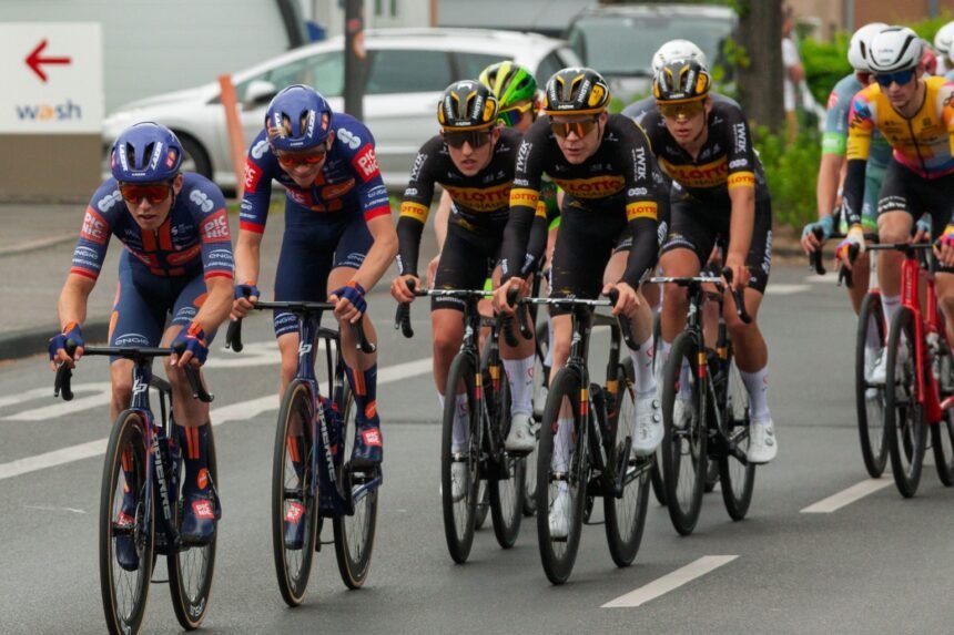 Cyclisme : hugo page s'impose au sprint sur la polynormande en normandie Cyclisme : Hugo Page s'impose au sprint sur la Polynormande en Normandie