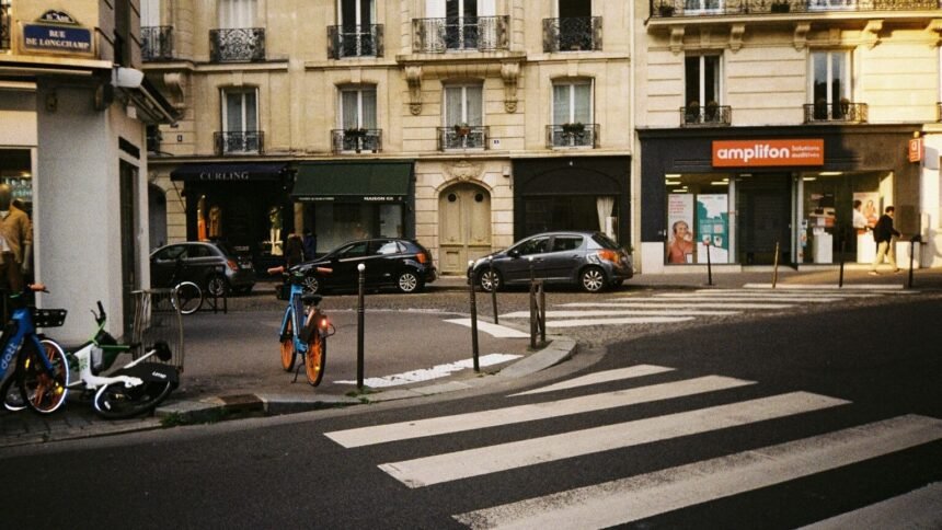 Cycliste poignardé à paris : l'automobiliste interpellé, la victime hors de danger Cycliste poignardé à Paris : l’automobiliste interpellé, la victime hors de danger