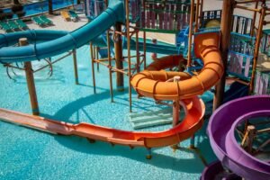 « Défi marron » : des bassins de PortAventura fermés après des excréments