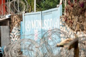 Ebola : l'épidémie en rdc franchit le cap des 2 000 morts Épidémie d'Ebola en République démocratique du Congo