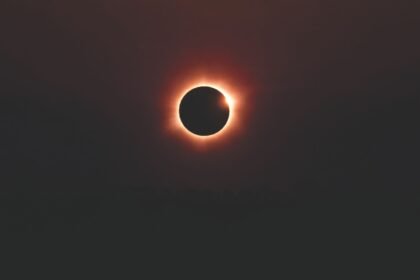 Éclipse solaire du 12 août : le pays basque vivra un phénomène quasi total Éclipse solaire du 12 août : le Pays basque vivra un phénomène quasi total