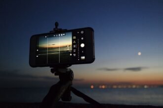 Éclipse : le Xiaomi 17 Ultra invente une fausse pleine lune sur les photos