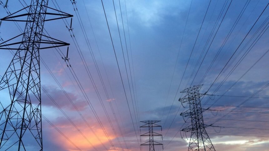 Électricité : le prix grimpe à 339 €/MWh ce jeudi soir, 13h l&rsquo;heure la moins chère