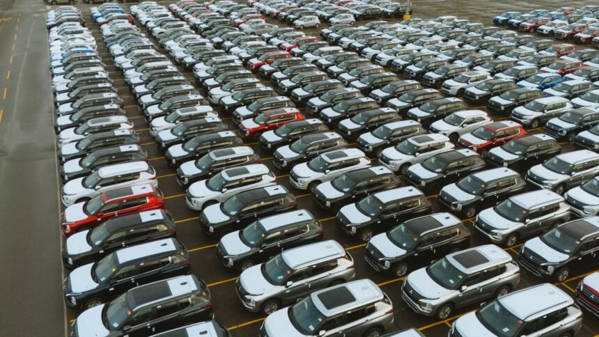 La Chine rappelle 7 millions de voitures Tesla, Xiaomi et Xpeng pour un défaut de porte