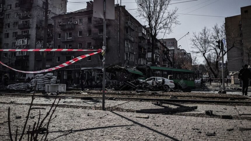 Guerre en ukraine : une frappe russe fait un mort à soumy mardi Guerre en Ukraine : une frappe russe fait un mort à Soumy mardi