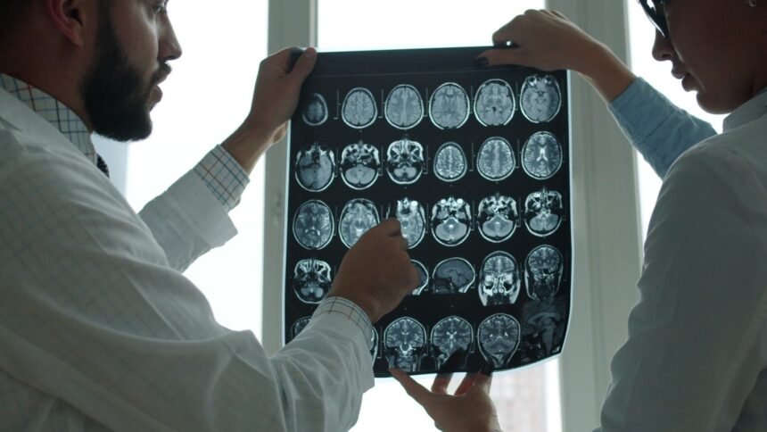 Une ia guide une opération du cerveau en direct, une première mondiale Une IA guide une opération du cerveau en direct, une première mondiale