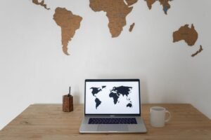 Vacances 2026 : 40 % des Français ont utilisé l'IA pour préparer leur voyage