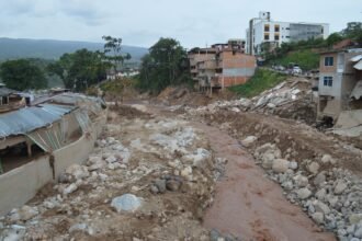 Inondations Népal-Tibet : le bilan grimpe à 623 morts, 2 500 disparus