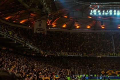 Le RC Lens bat le PSG 1-0 et remporte son premier Trophée des Champions