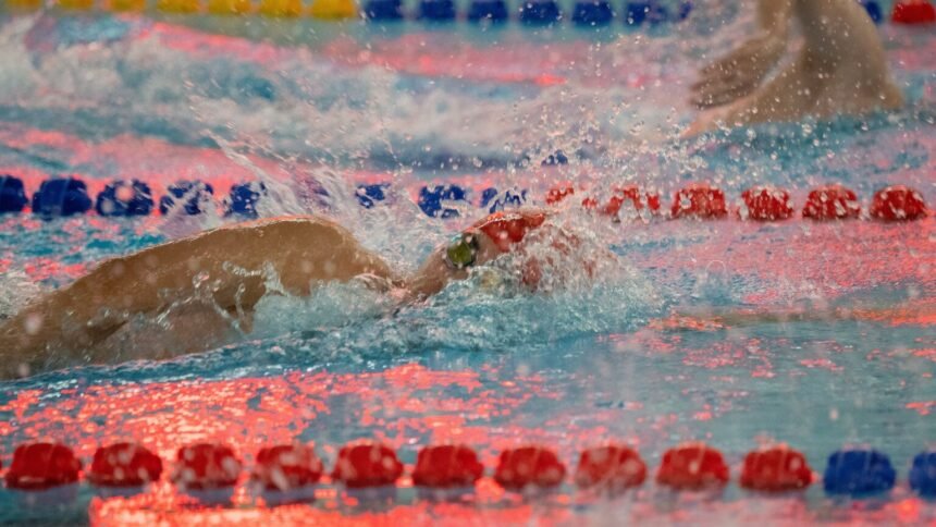 Léon marchand décroche l'or du 400 m nage libre et bat le record de france Léon Marchand décroche l’or du 400 m nage libre et bat le record de France