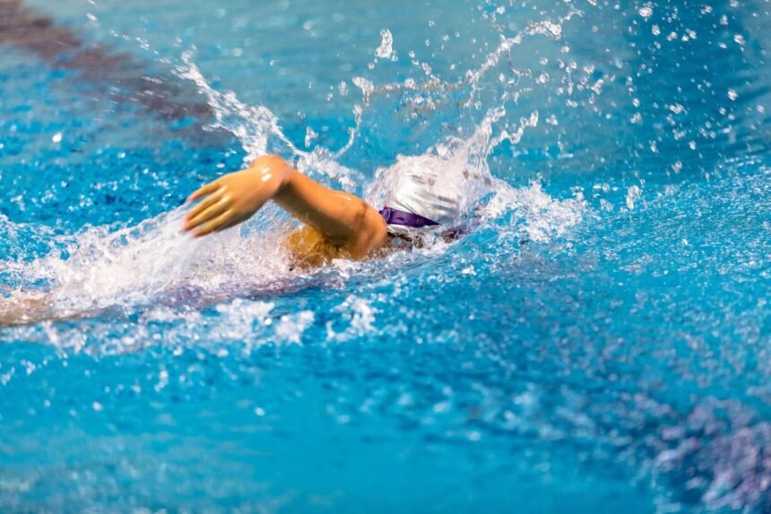 Après l'or au papillon, Marchand enchaîne en finale du 400 m nage libre